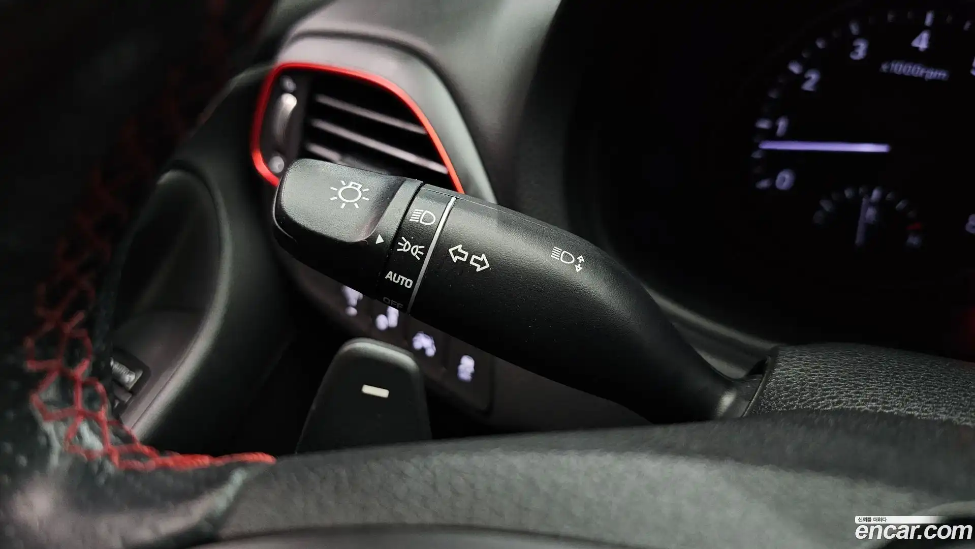 i30 Hyundai 2018.8-OPTION-040