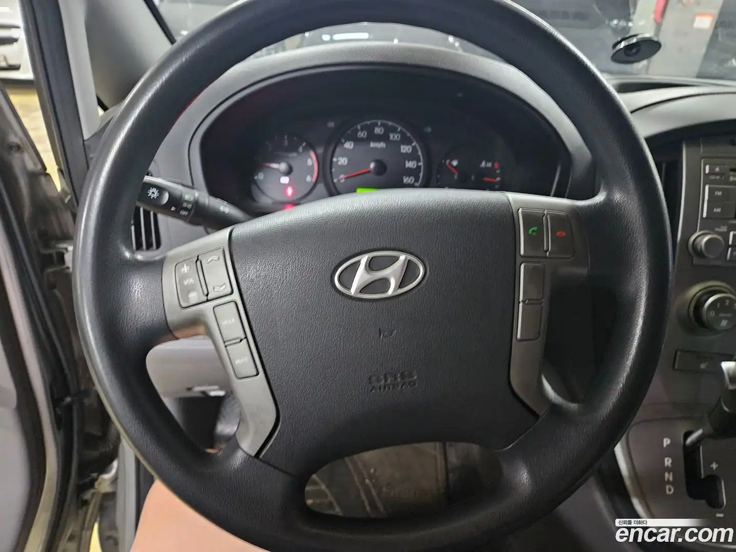 Starex Hyundai 2015.6-INNER-009