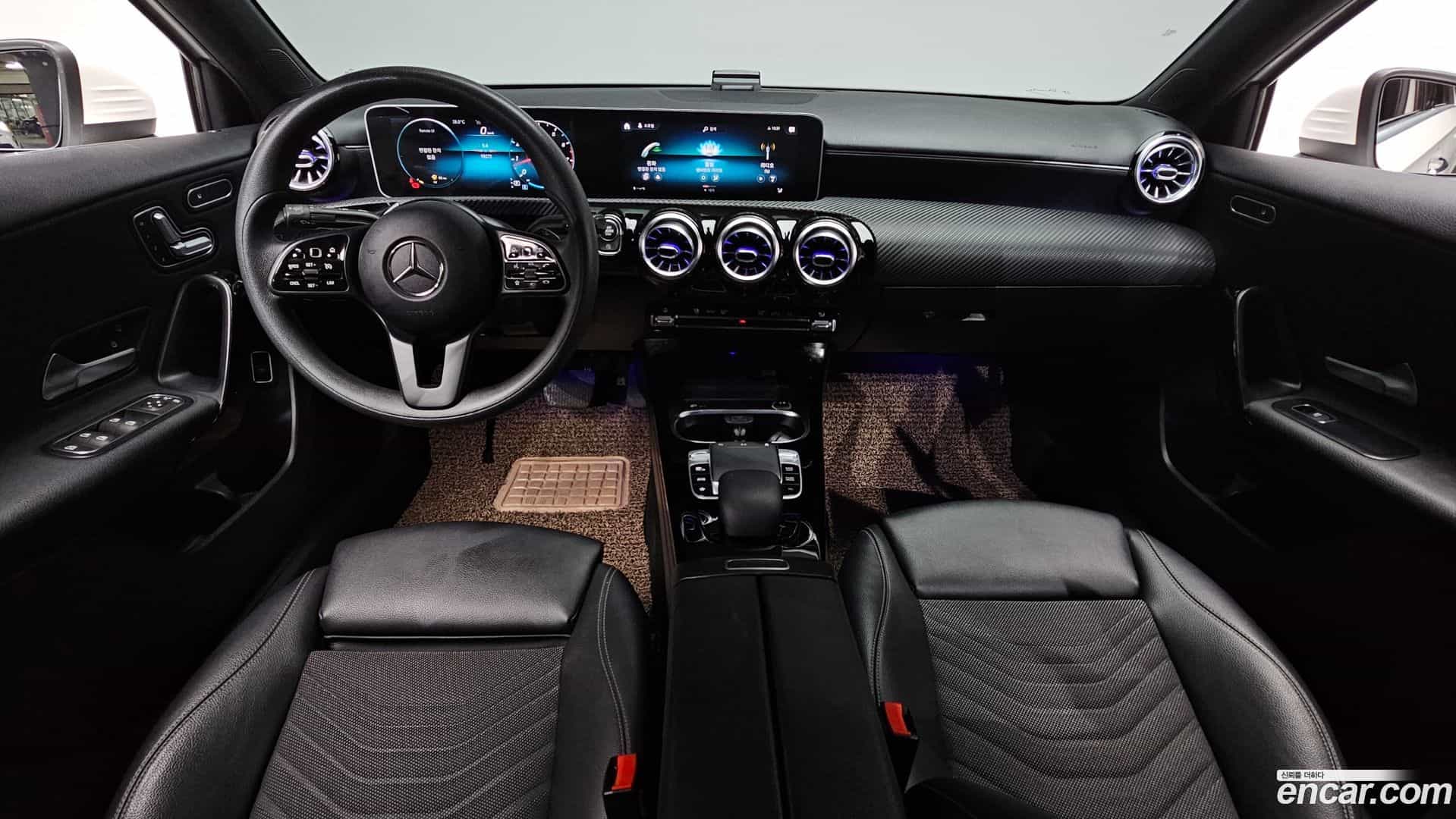 A-Class Mercedes-Benz 2020.8-INNER-007