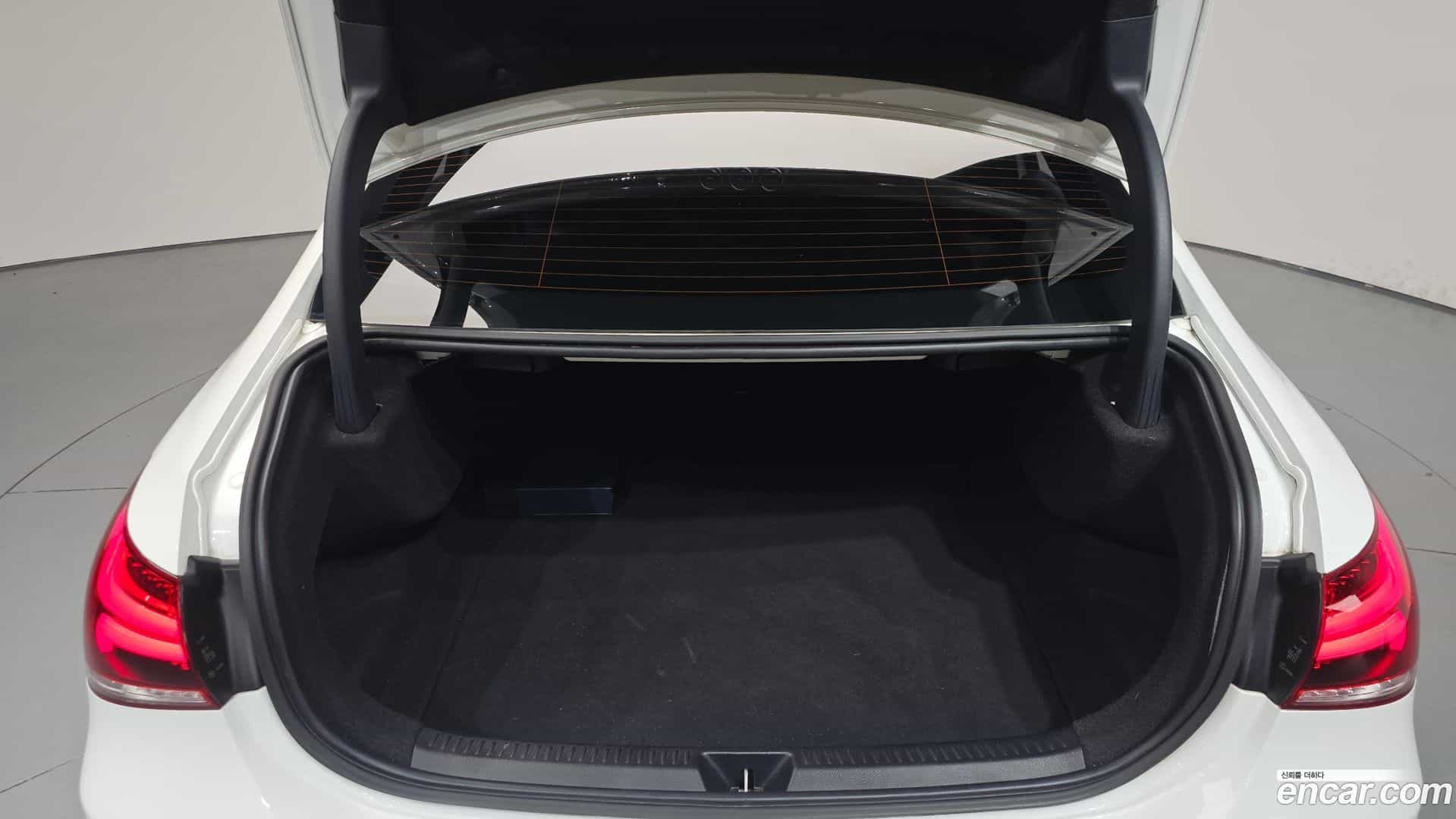 A-Class Mercedes-Benz 2020.8-OPTION-024