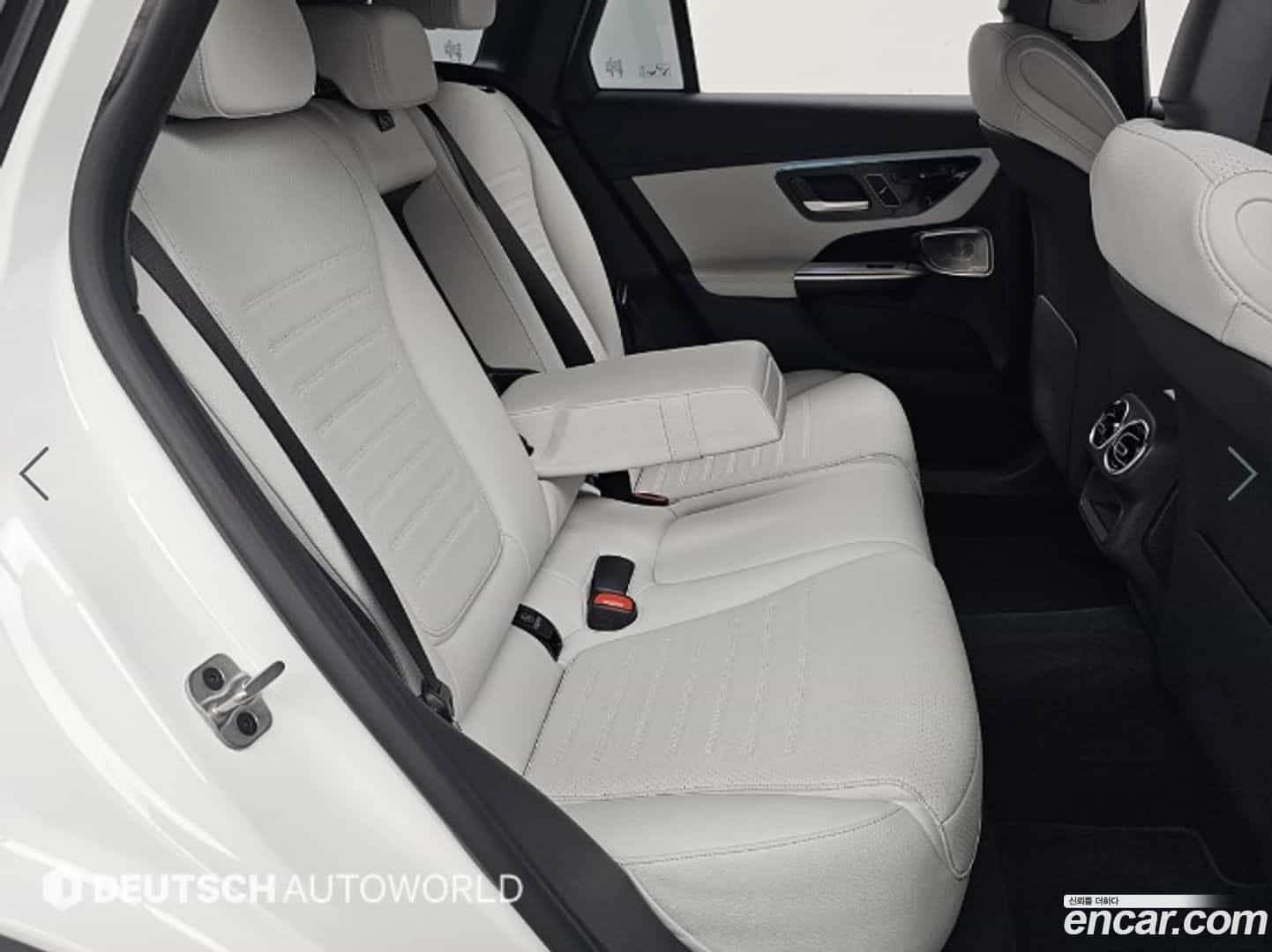 GLC-Class Mercedes-Benz 2024.4-OPTION-016
