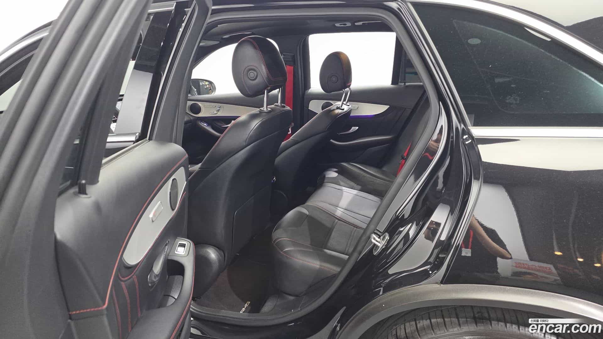 GLC-Class Mercedes-Benz 2022.2-OPTION-015