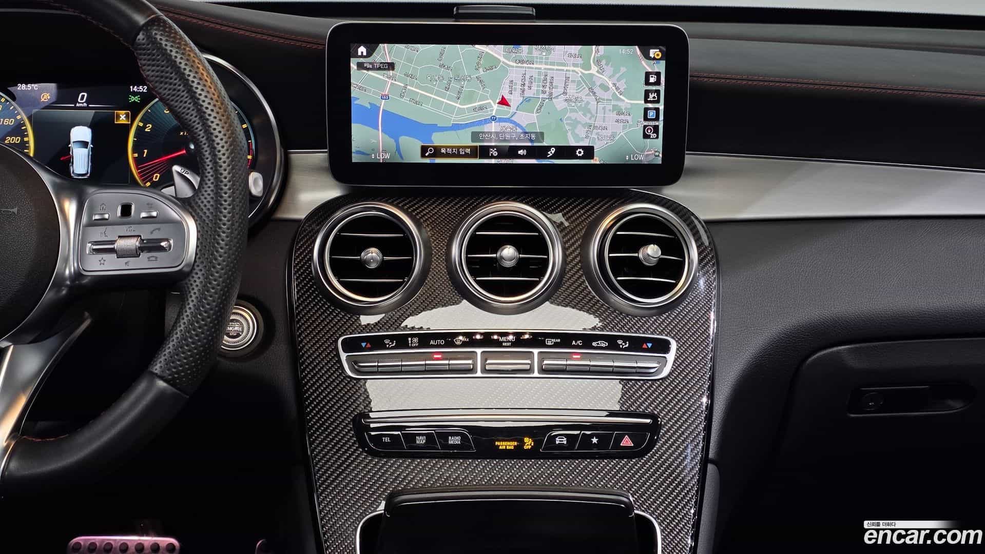 GLC-Class Mercedes-Benz 2022.2-OPTION-023