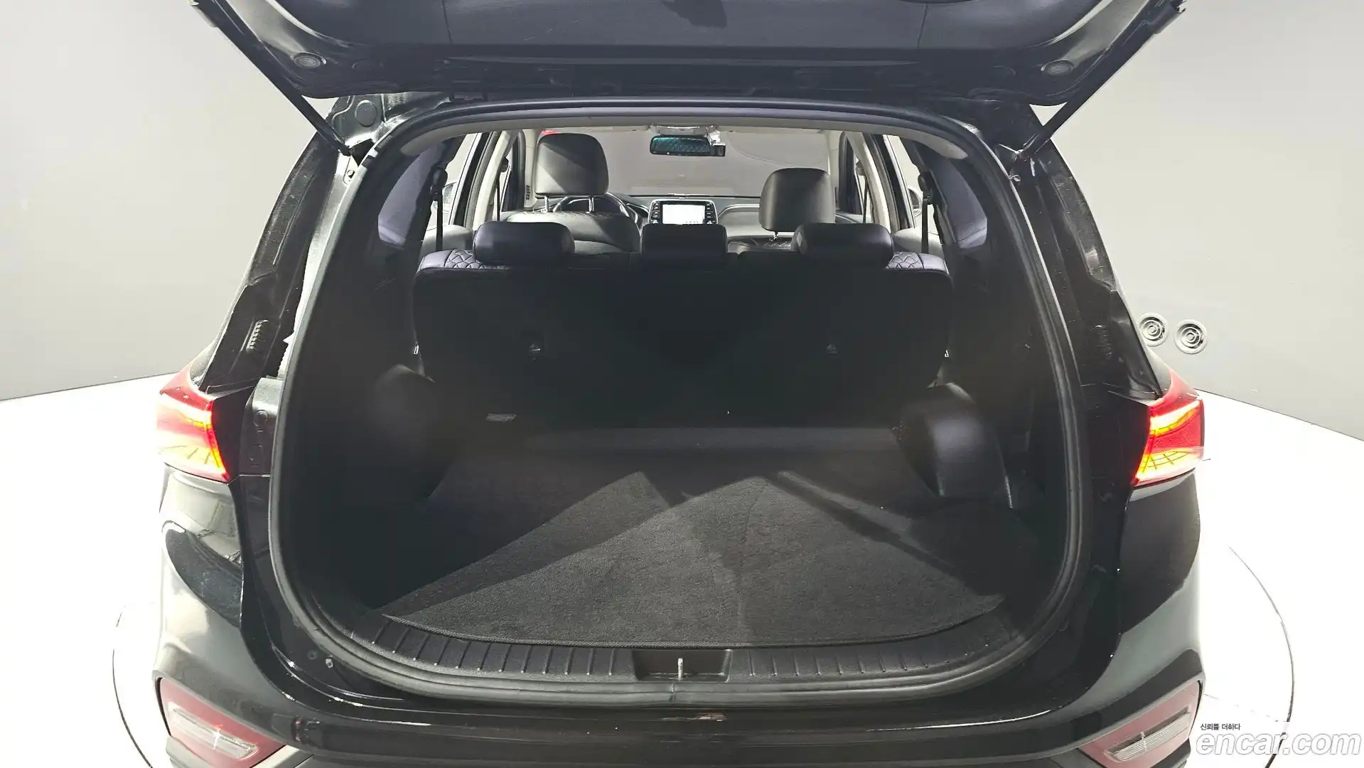Santafe Hyundai 2019.6-OPTION-024