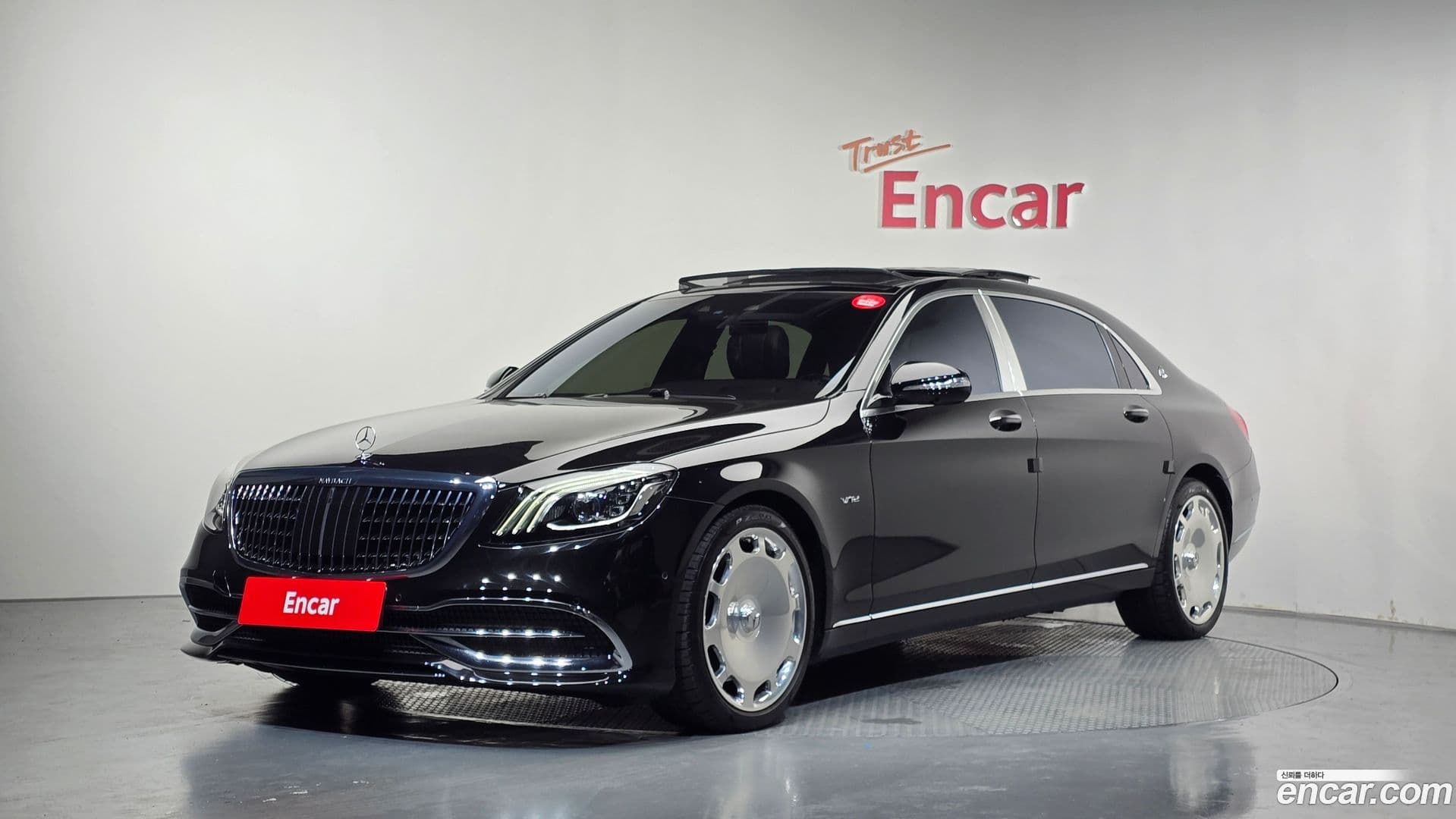 Main__Slider__Photo:S-Class Mercedes-Benz 2018.11-0