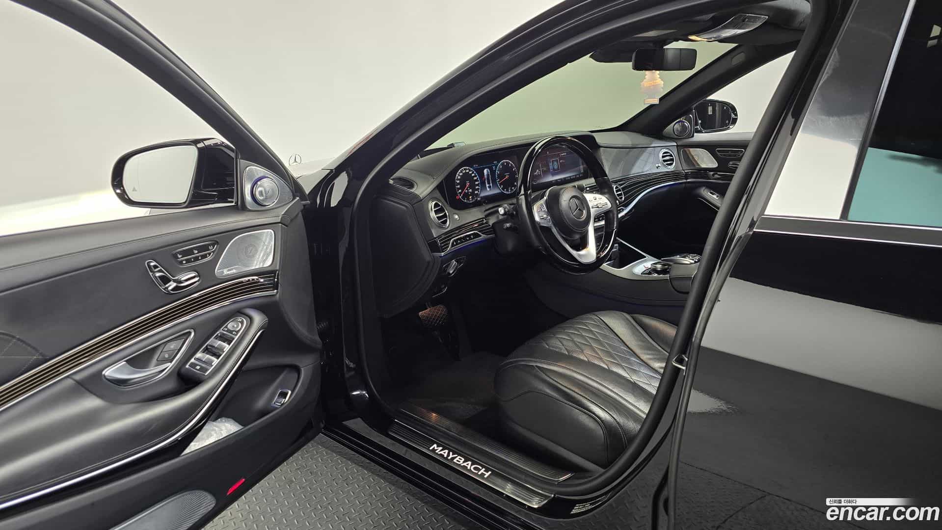 S-Class Mercedes-Benz 2018.11-INNER-010