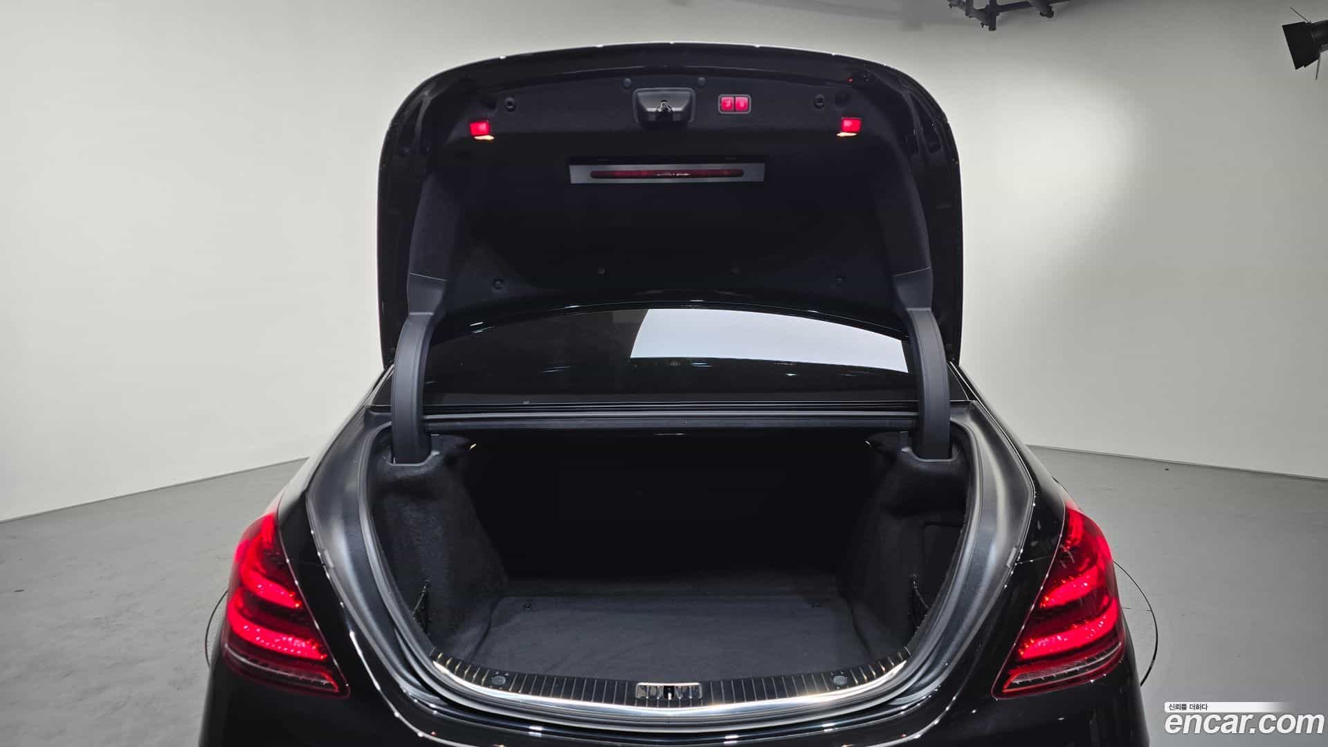 S-Class Mercedes-Benz 2018.11-OPTION-022