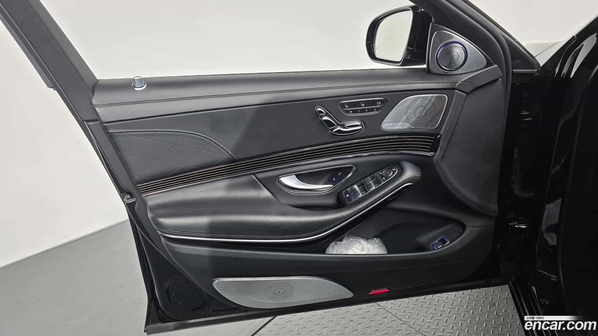 S-Class Mercedes-Benz 2018.11-INNER-034