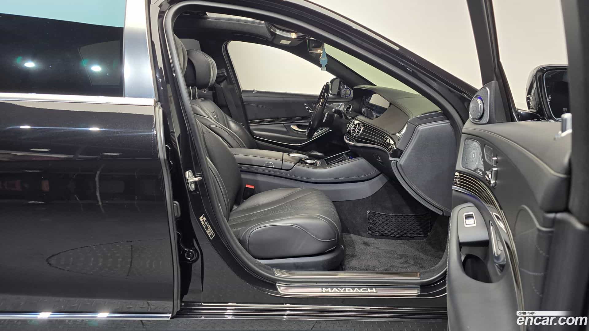 S-Class Mercedes-Benz 2018.11-INNER-036