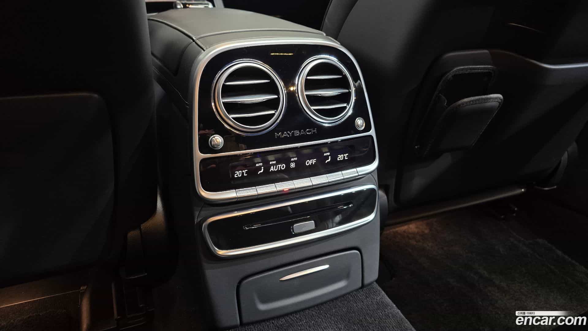 S-Class Mercedes-Benz 2018.11-OPTION-043
