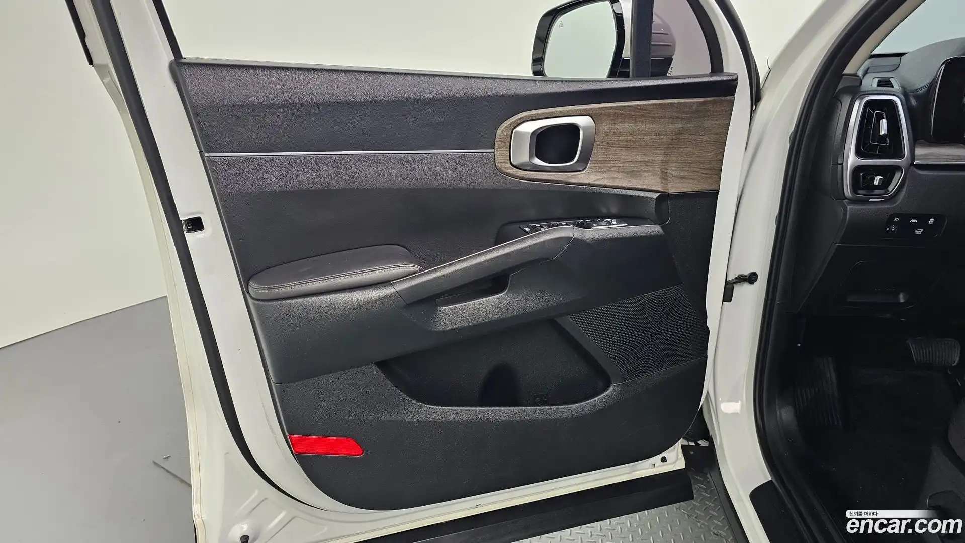 Sorento Kia 2021.3-INNER-034