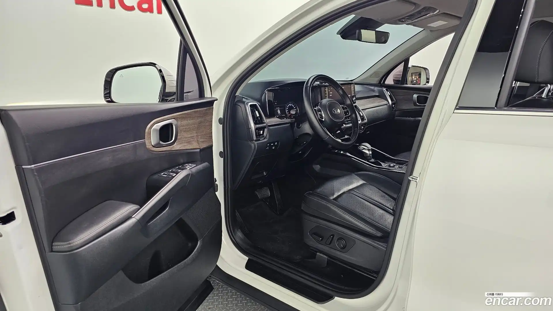 Sorento Kia 2021.3-INNER-036