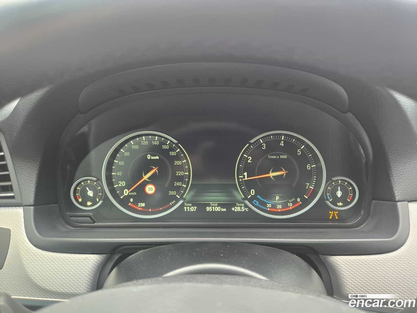 5-Series BMW 2016.11-INNER-010