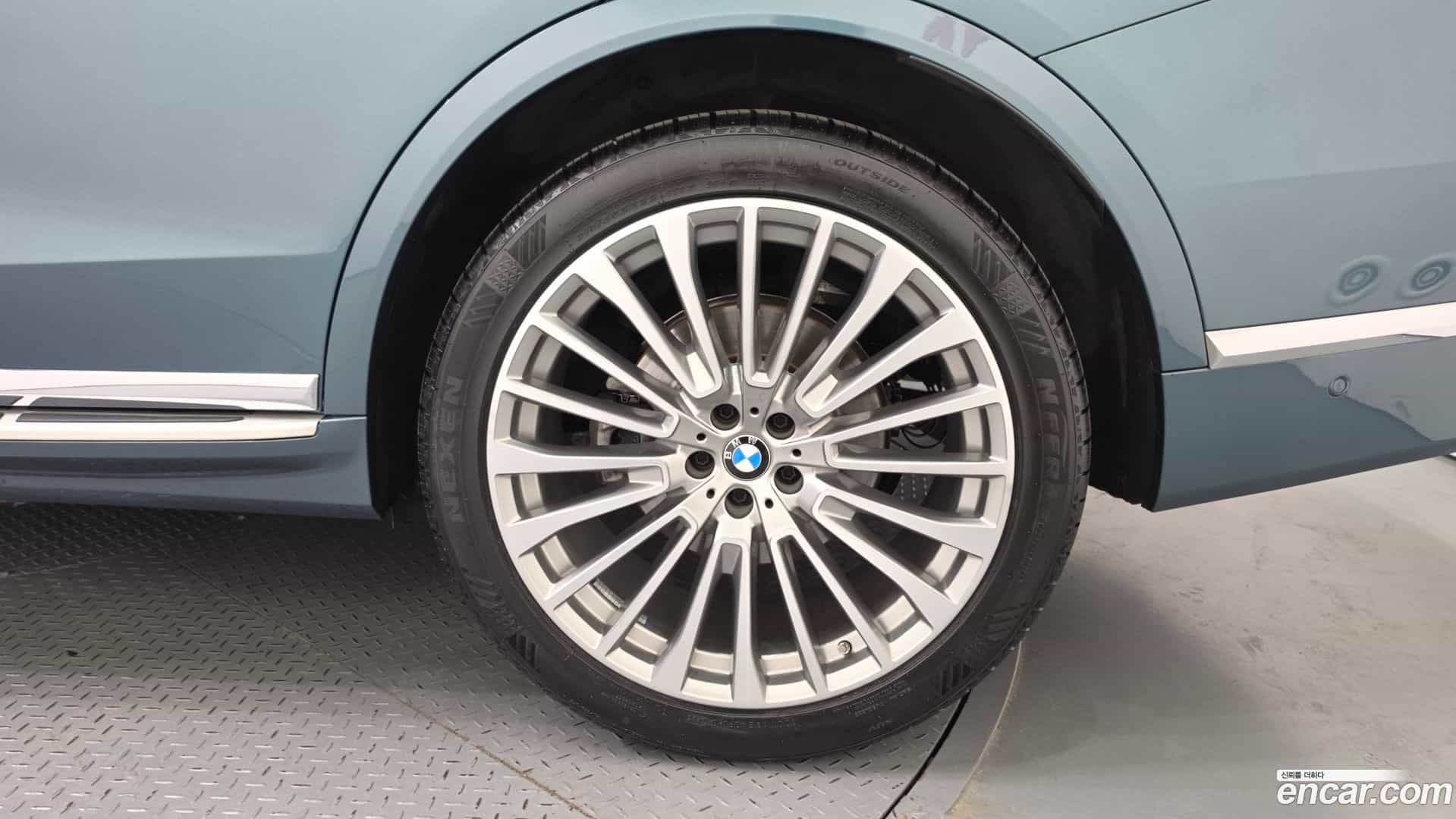 X7 BMW 2023.1-OUTER-031