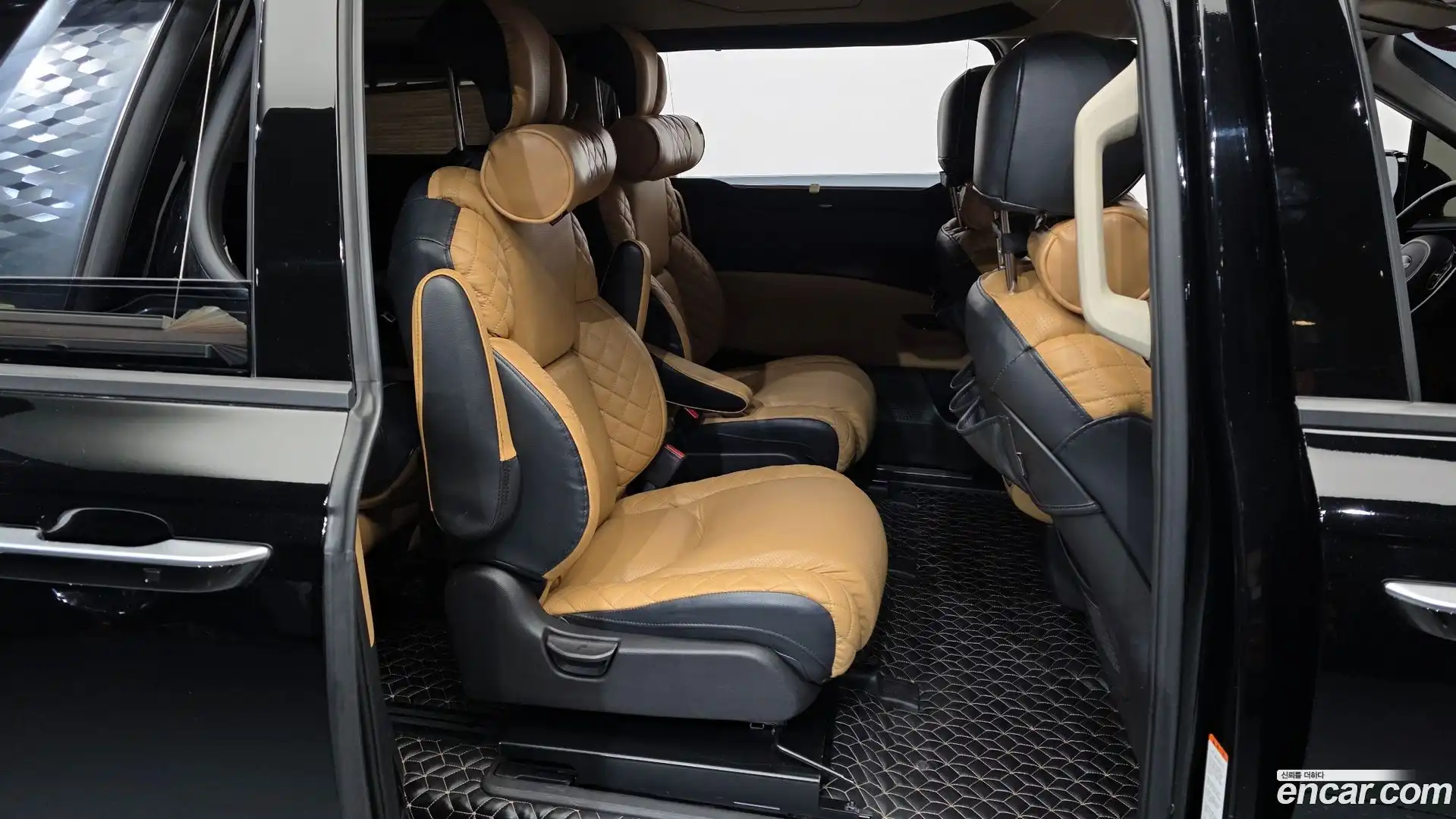 Canival Kia 2021.6-OPTION-016