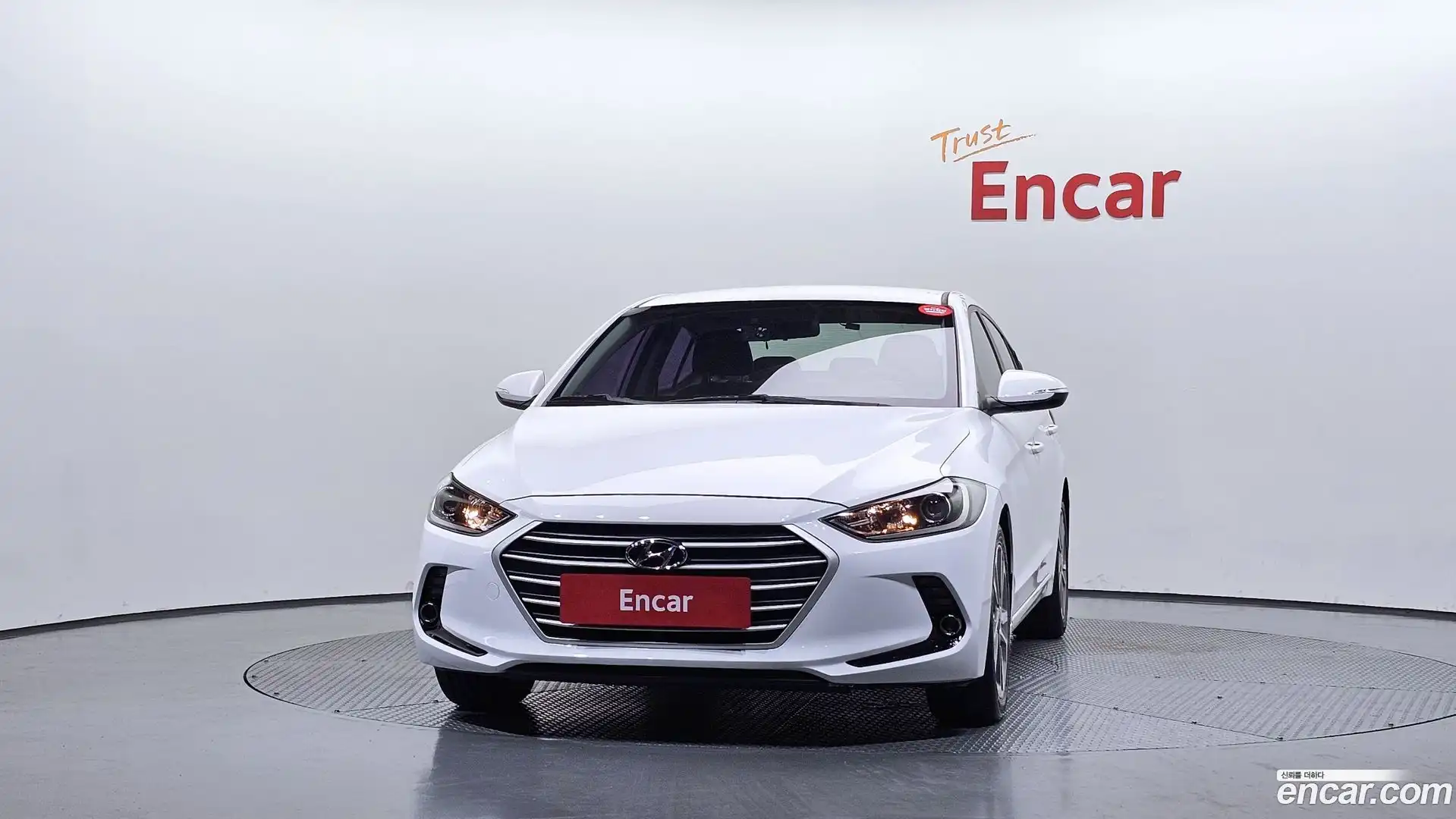AVANTE Hyundai 2017.7-OUTER-003