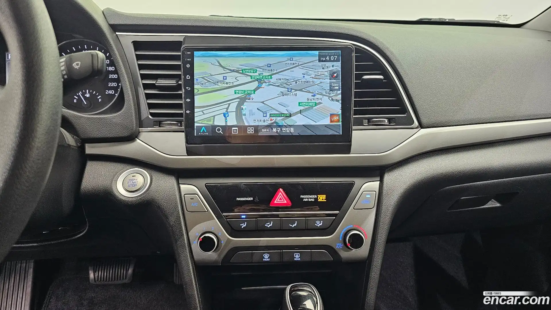AVANTE Hyundai 2017.7-OPTION-018