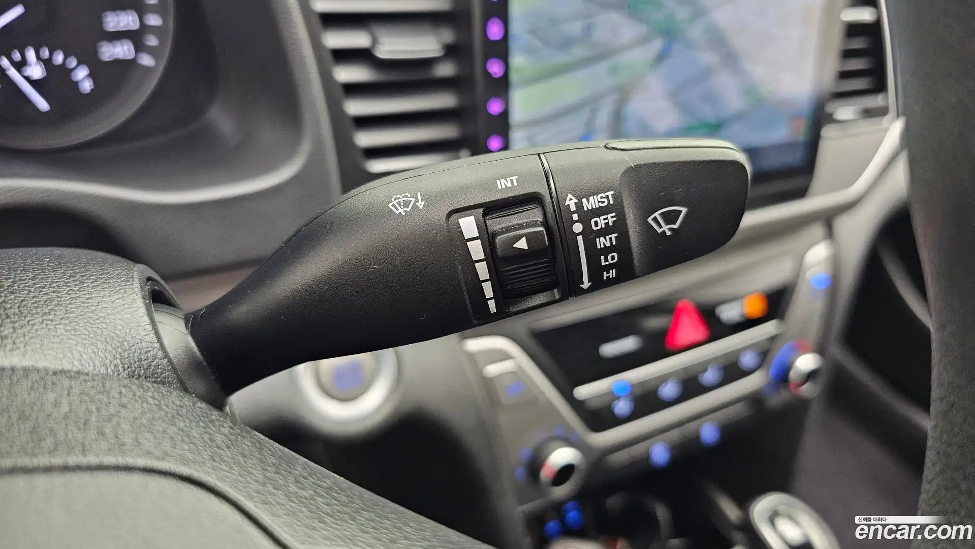 AVANTE Hyundai 2017.7-OPTION-023