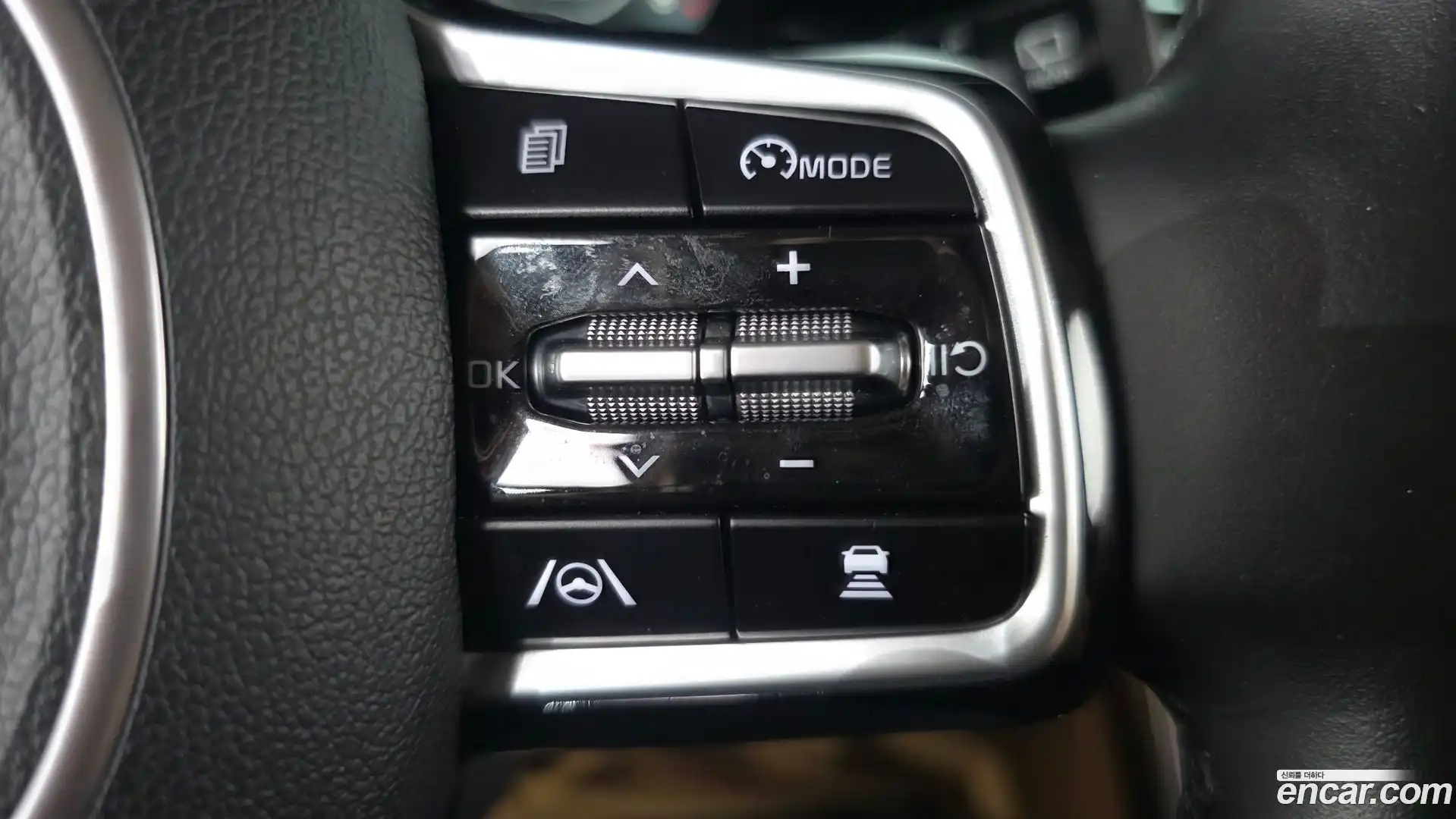 Canival Kia 2021.2-OPTION-050