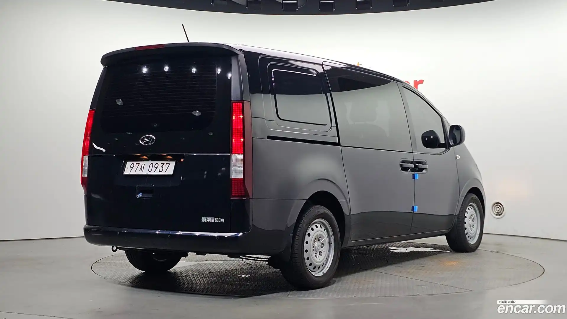 Staria Hyundai 2022.1-OUTER-002
