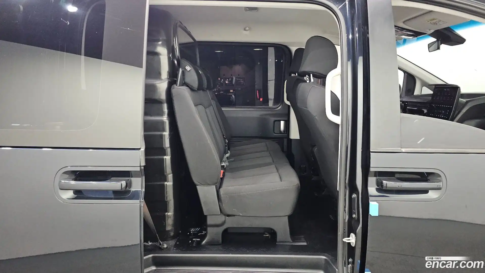 Staria Hyundai 2022.1-OPTION-015