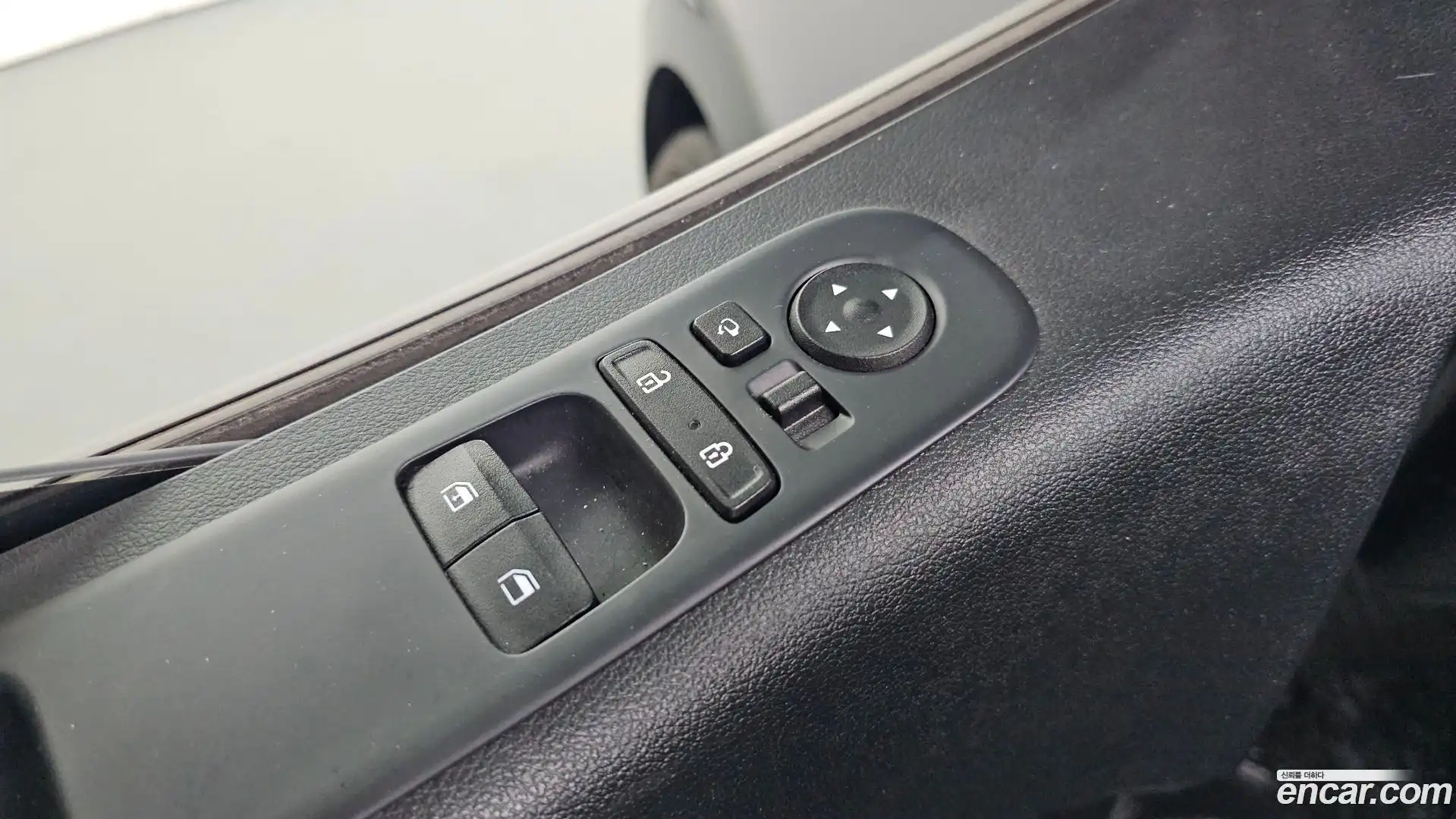 Staria Hyundai 2022.1-OPTION-017