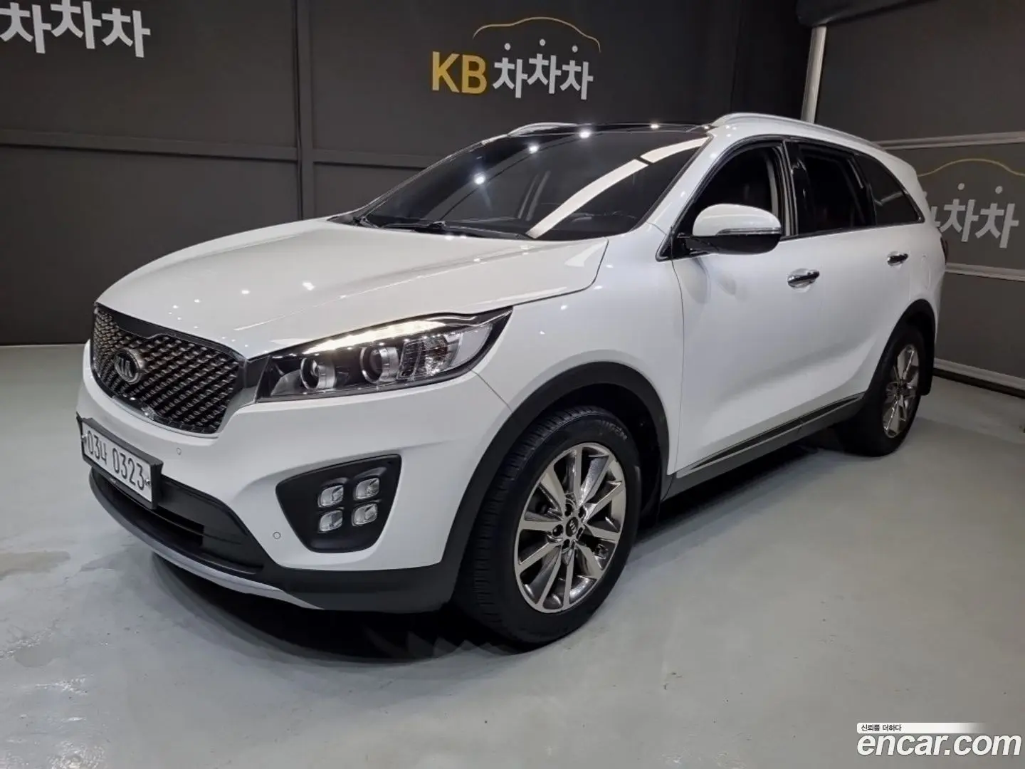 Main__Slider__Photo:Sorento Kia 2016.6-0