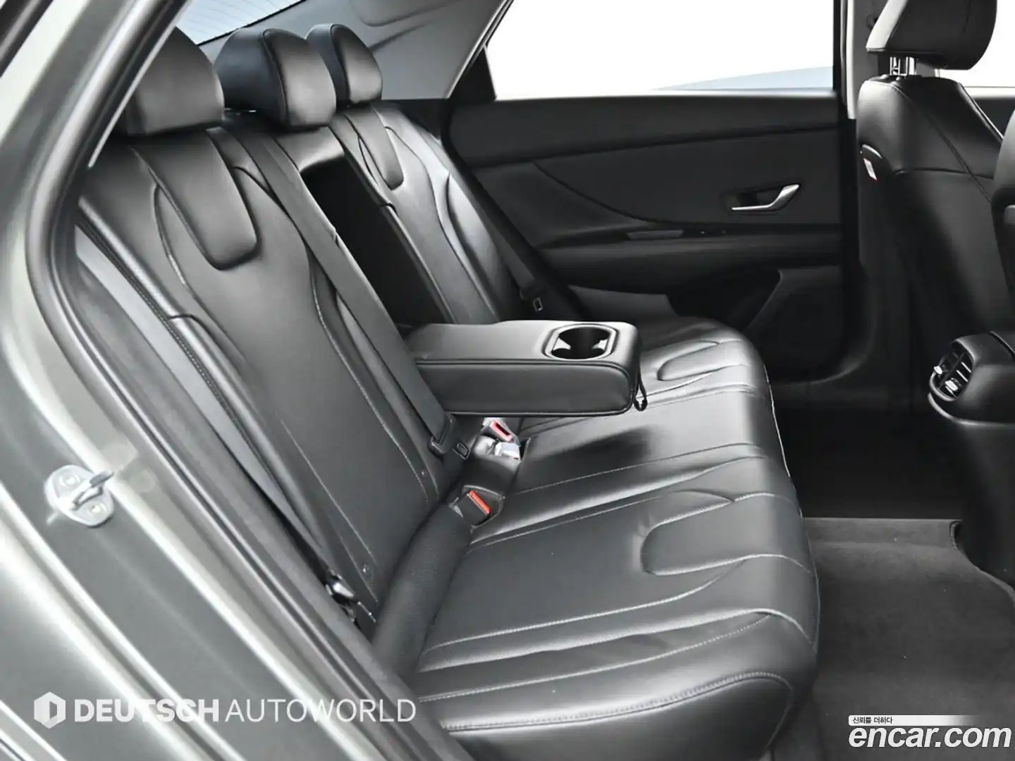 AVANTE Hyundai 2022.4-OPTION-016