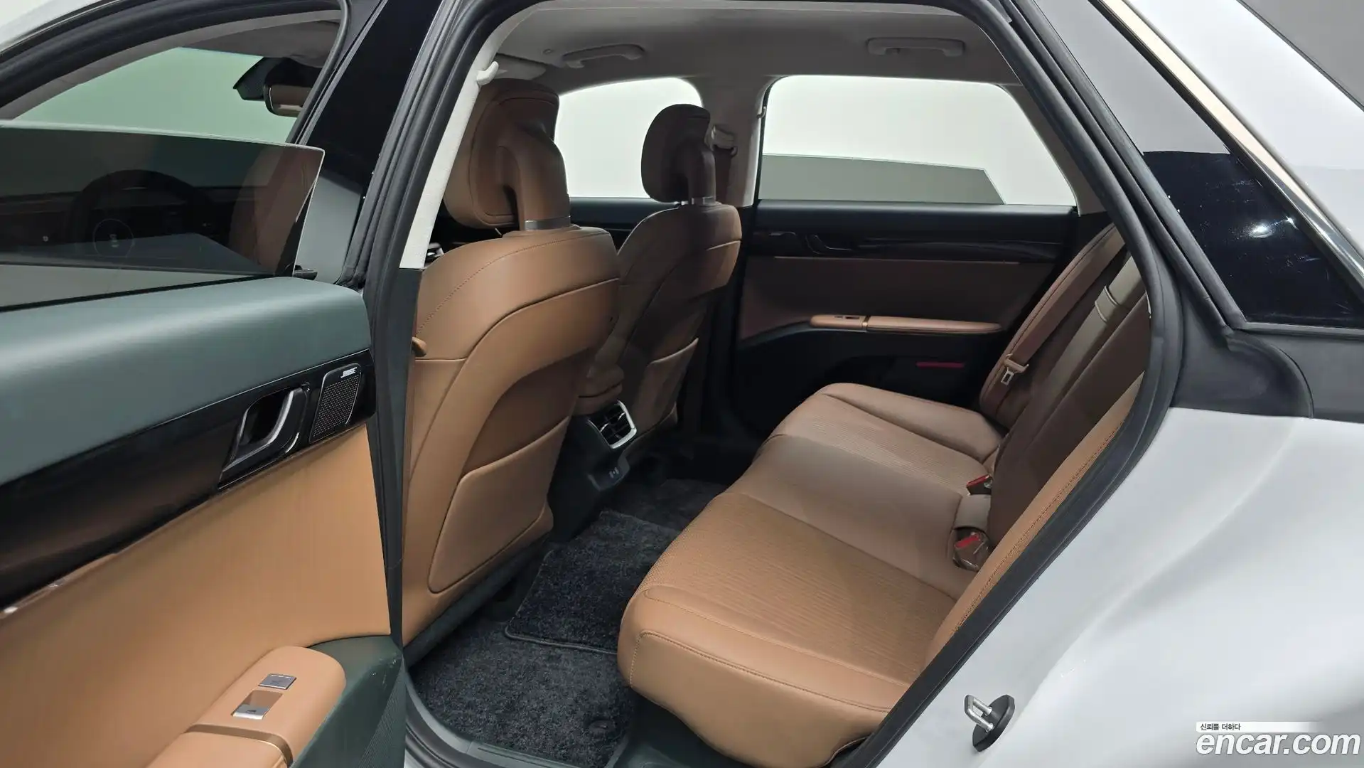 Grandeur Hyundai 2023.6-OPTION-016