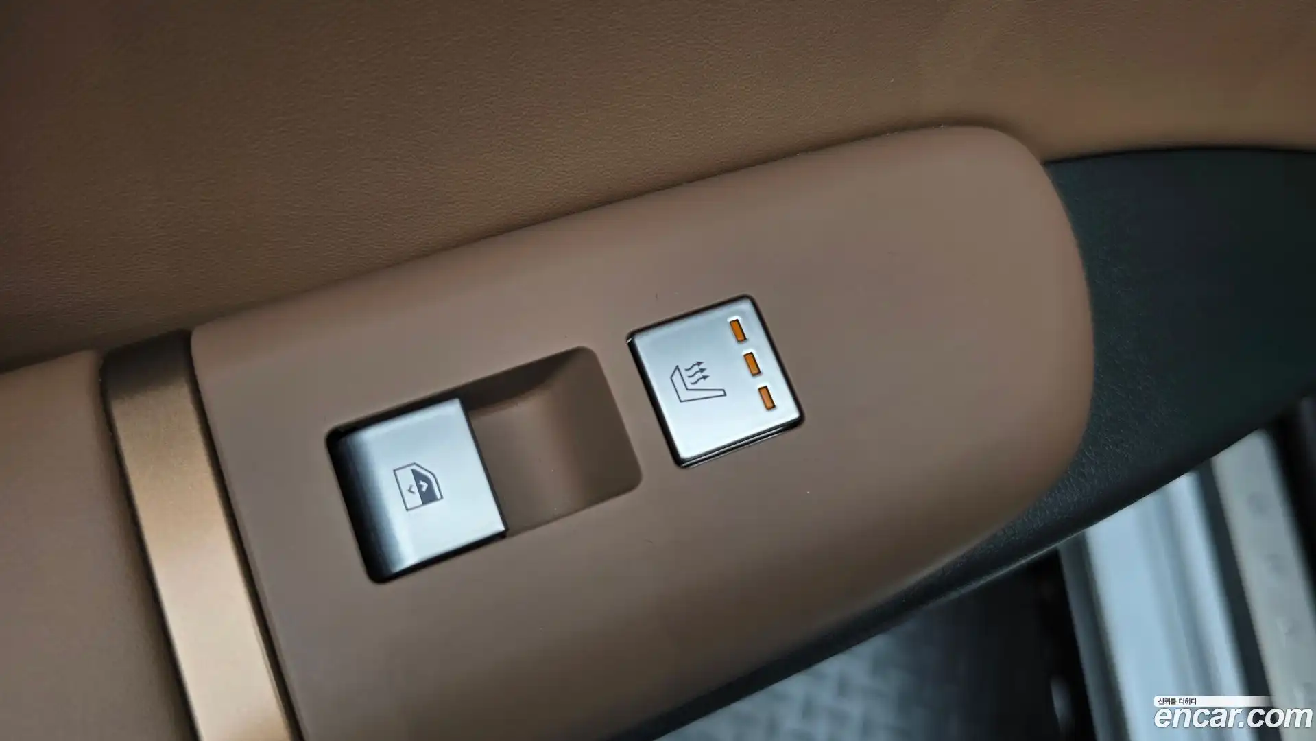 Grandeur Hyundai 2023.6-OPTION-021