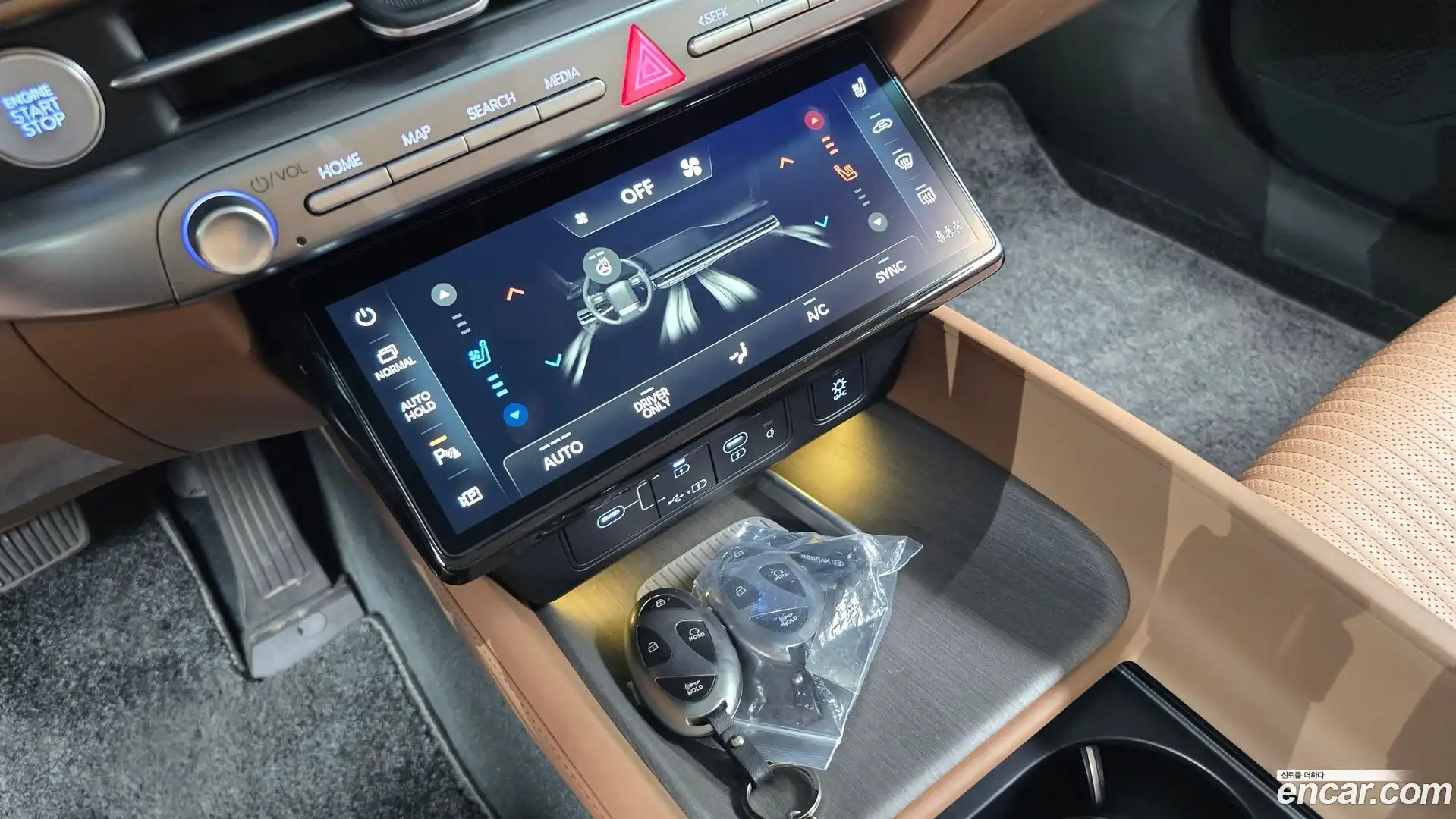 Grandeur Hyundai 2023.6-OPTION-046