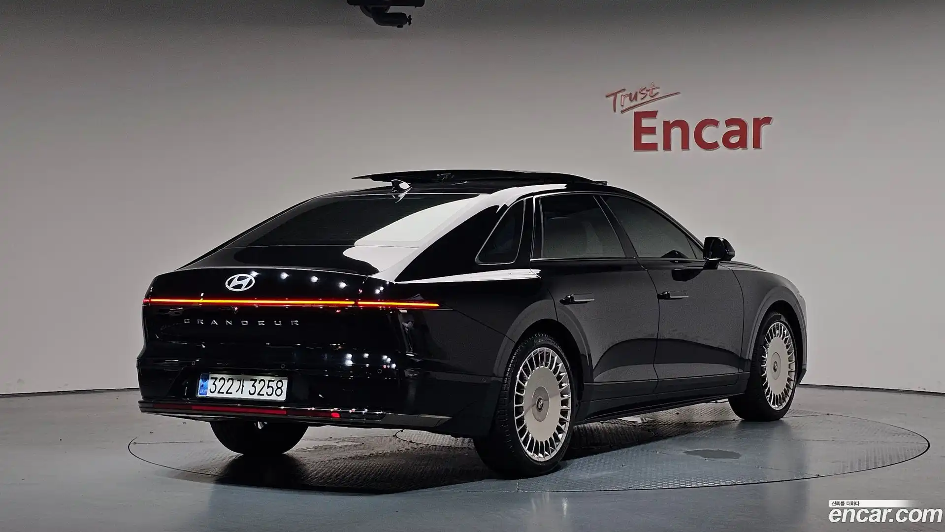 Grandeur Hyundai 2024.1-OUTER-002