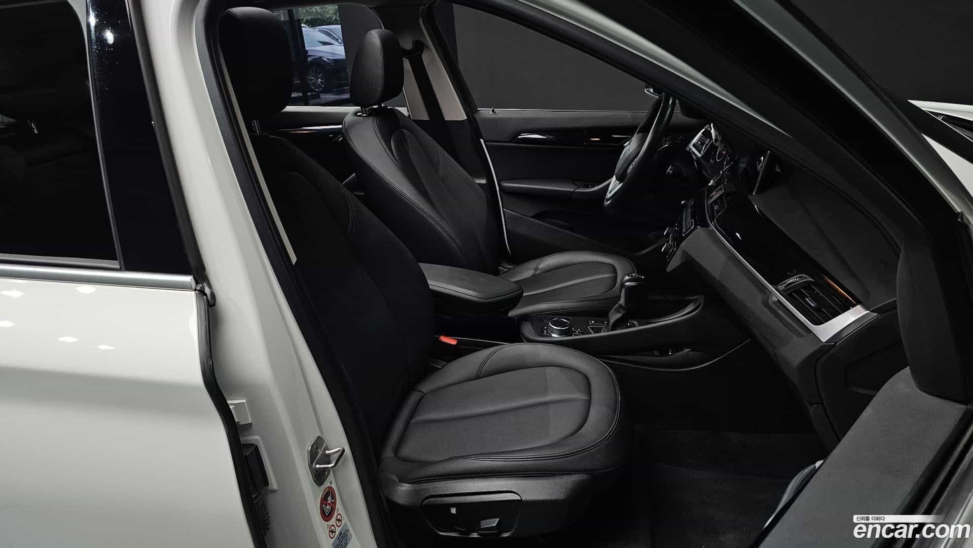 X1 BMW 2017.7-INNER-036