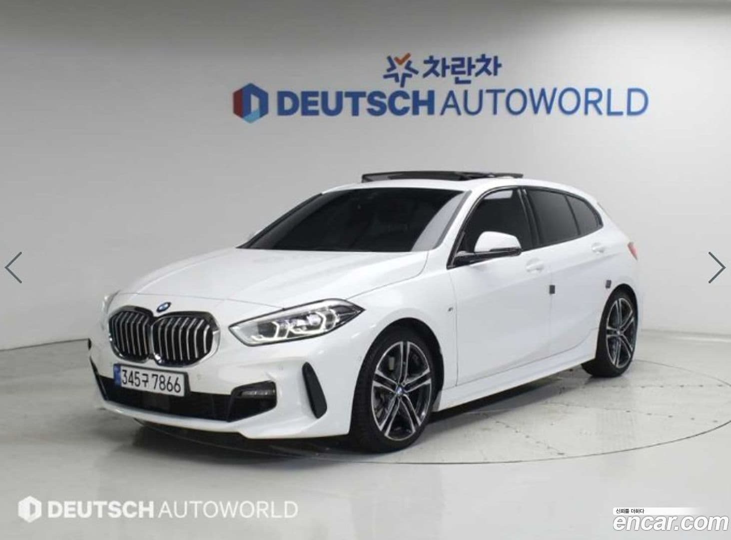 Main__Slider__Photo:1-Series BMW 2022.3-0