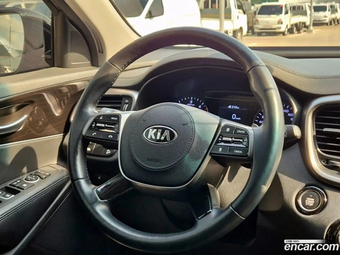 Sorento Kia 2018.6-OUTER-004