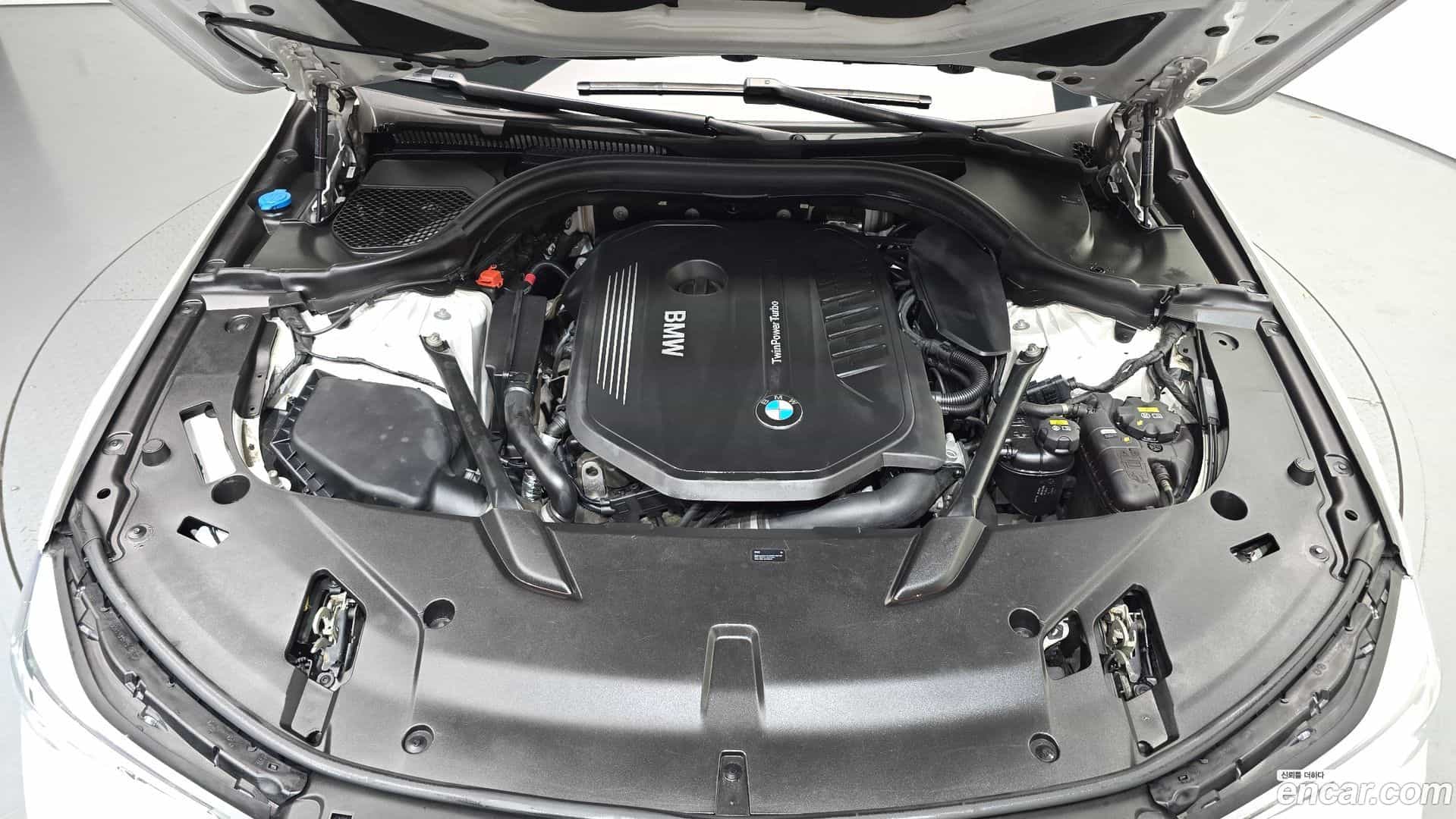 Gran Turismo BMW 2018.0-OUTER-006