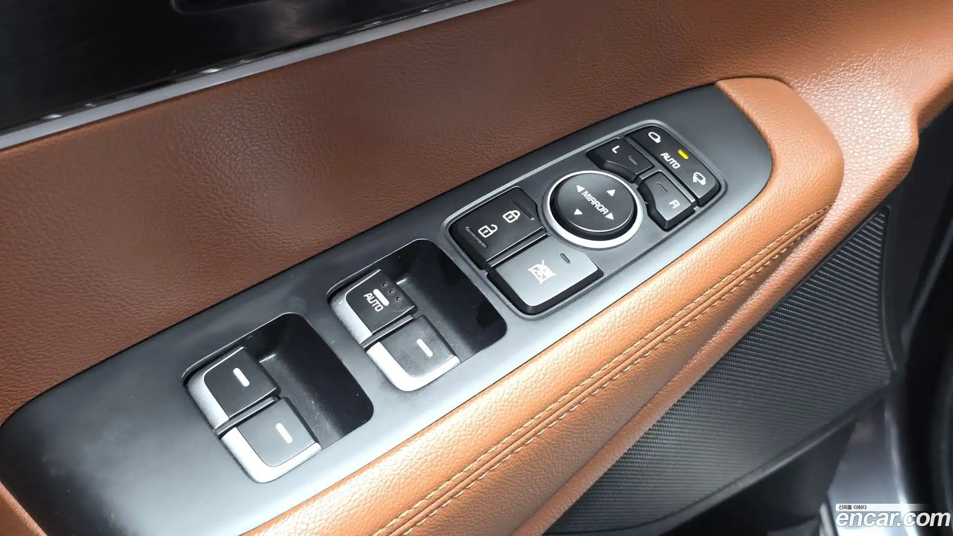 Sorento Kia 2019.7-OPTION-040