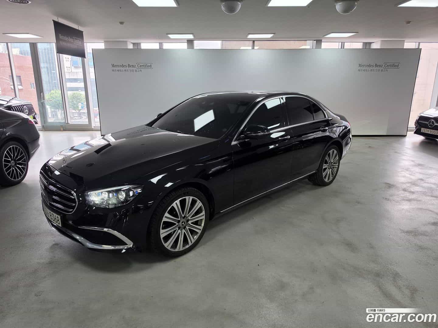 E-Class Mercedes-Benz 2023.5-OUTER-001