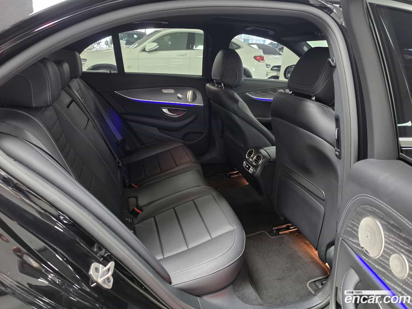 E-Class Mercedes-Benz 2023.5-INNER-009