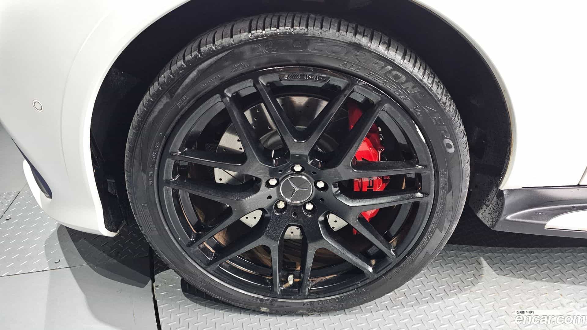 GLE-Class Mercedes-Benz 2016.8-OUTER-005