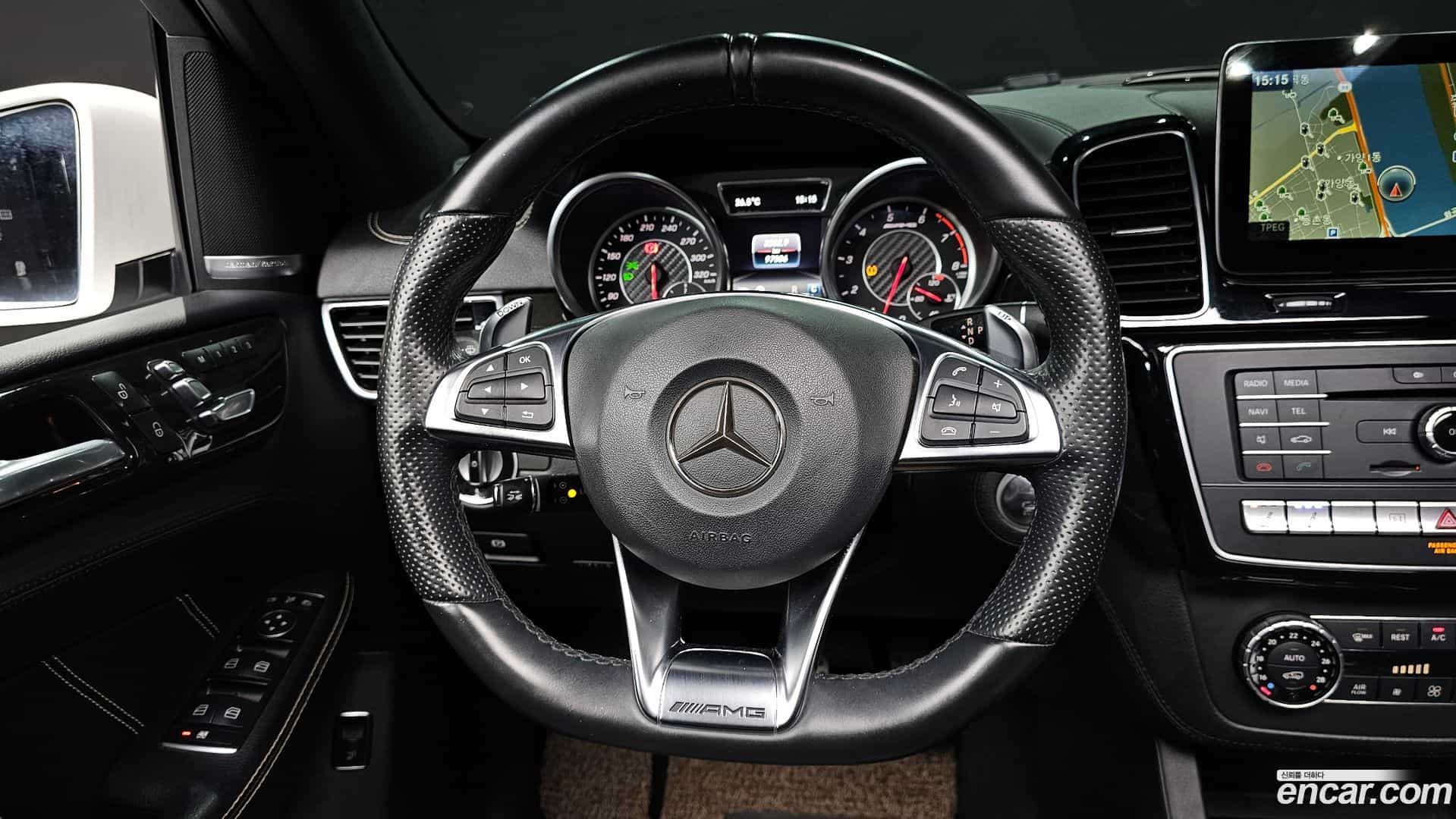 GLE-Class Mercedes-Benz 2016.8-OPTION-017