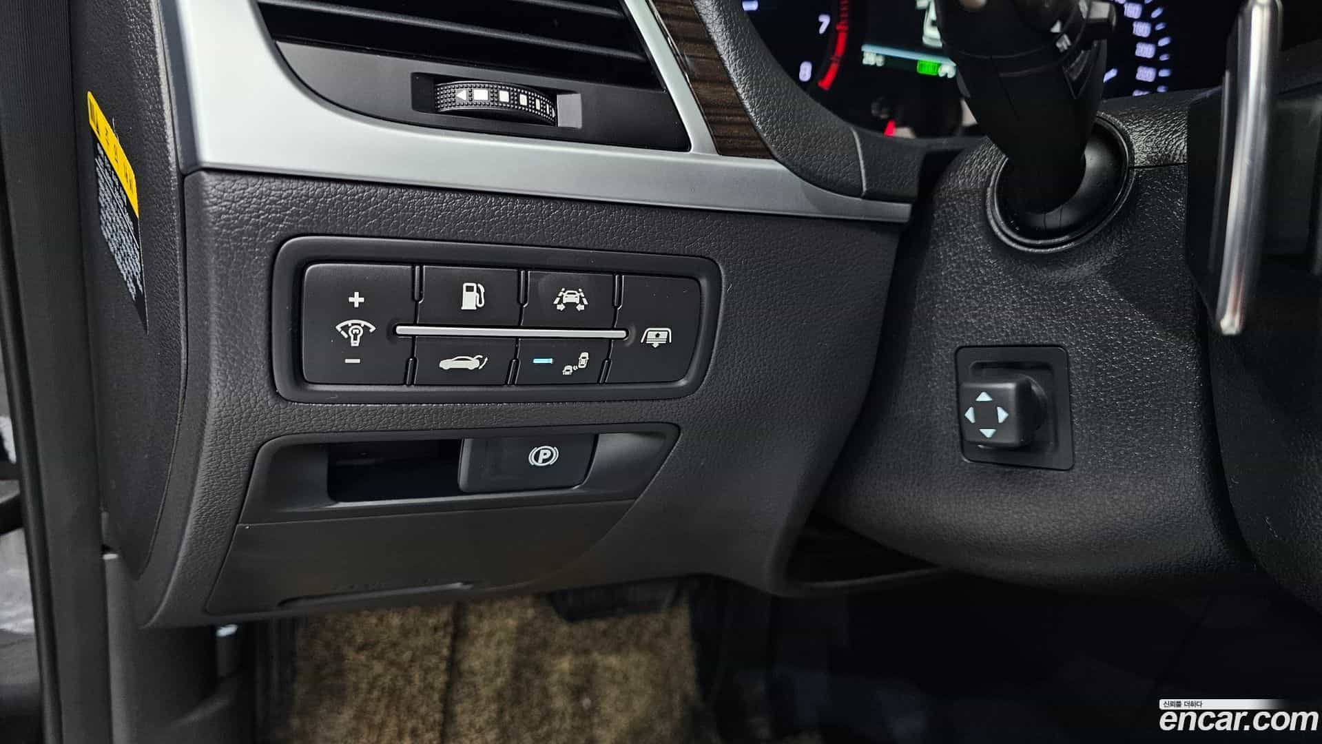 G80 Genesis 2018.1-OPTION-020