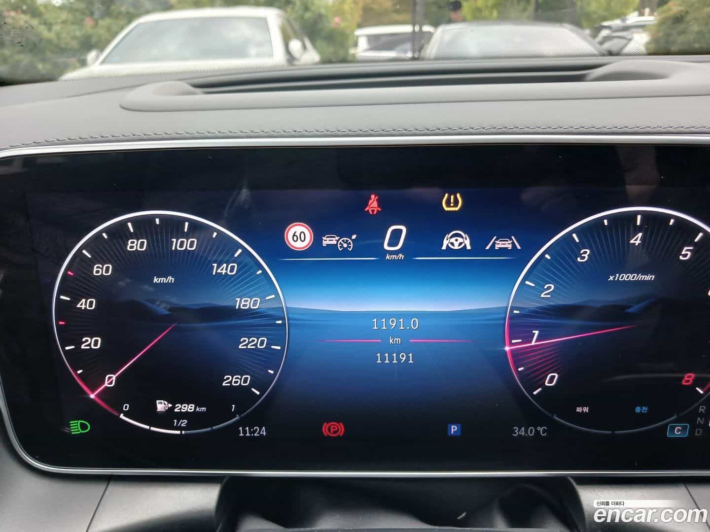 GLC-Class Mercedes-Benz 2025.9-INNER-008