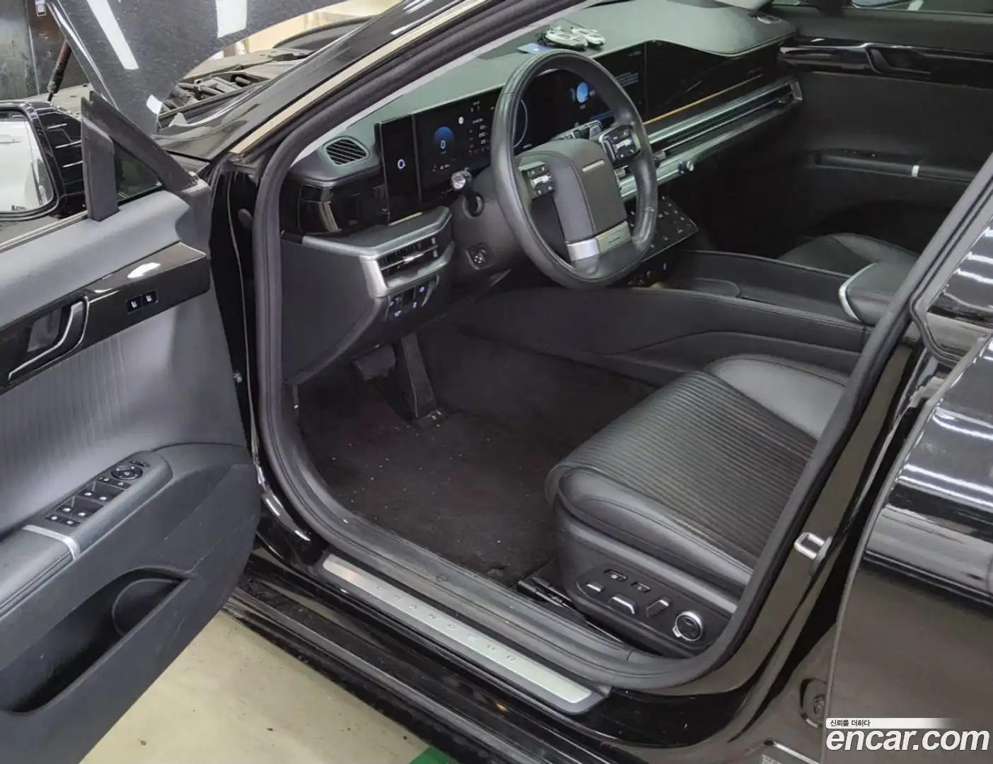 Grandeur Hyundai 2023.2-OUTER-005