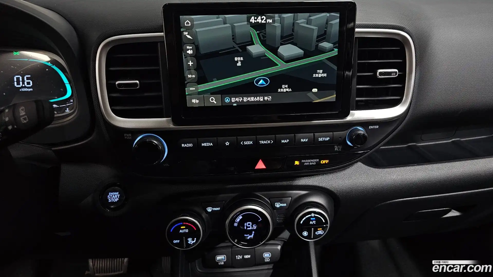 Venue Hyundai 2025.8-OPTION-018