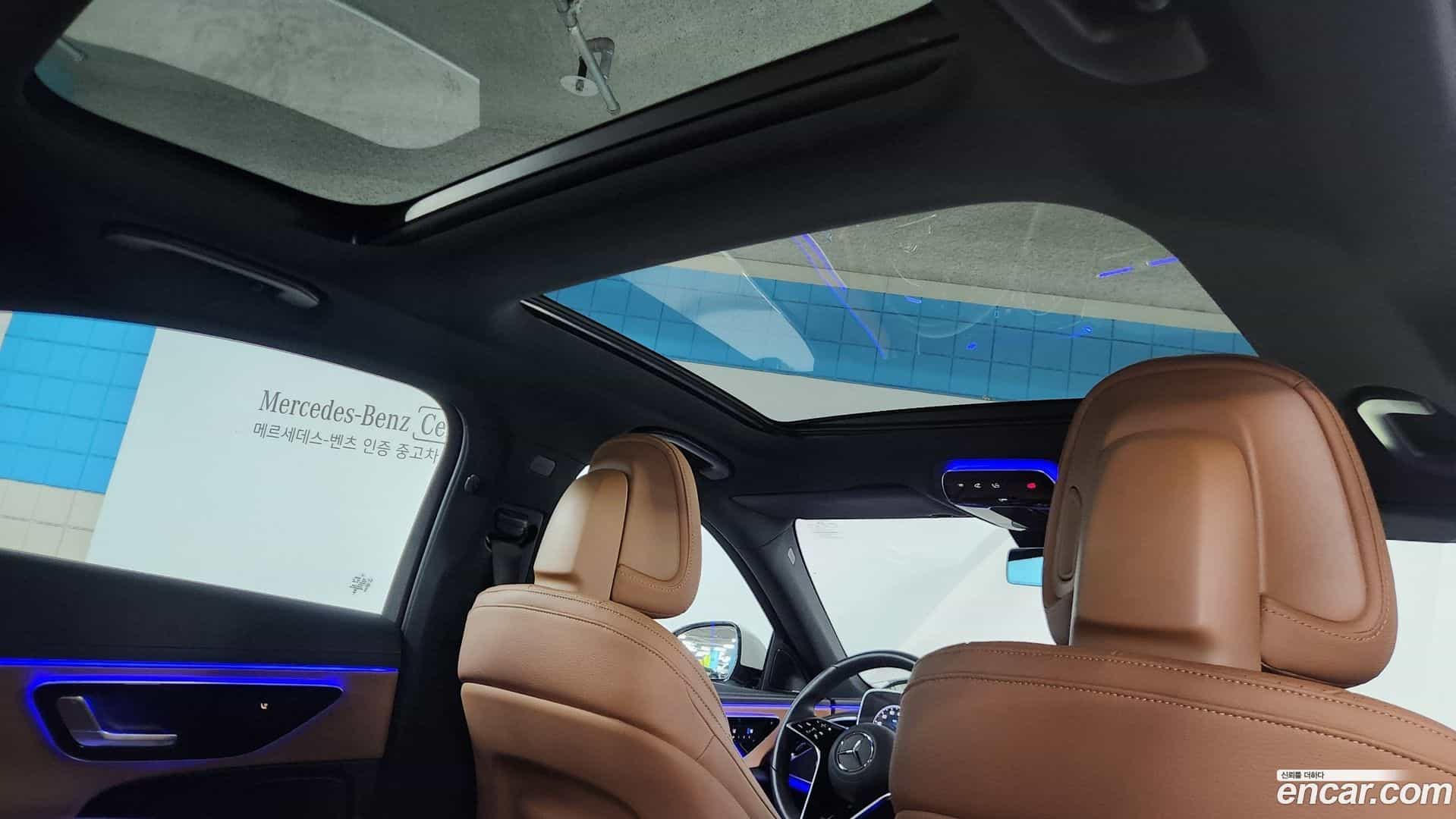 E-Class Mercedes-Benz 2025.10-INNER-010