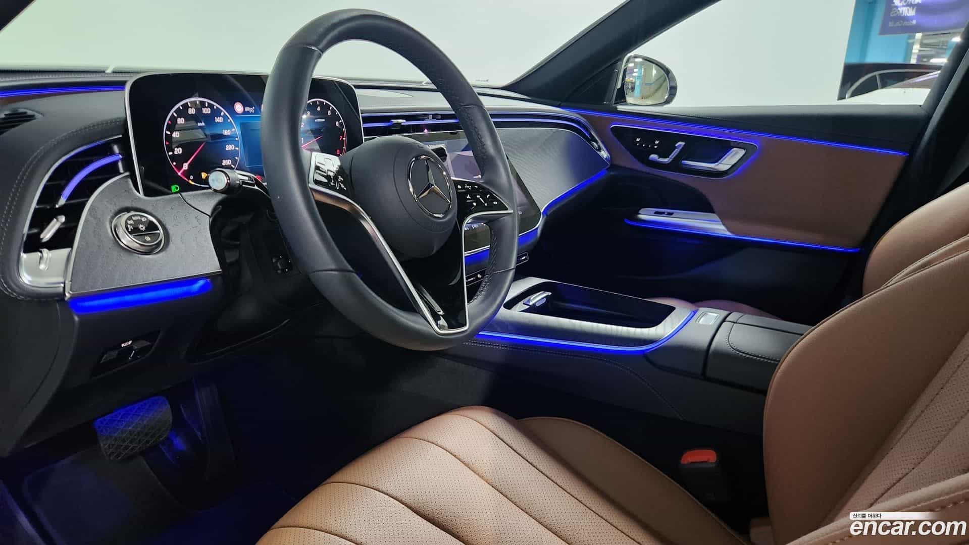 E-Class Mercedes-Benz 2025.10-OPTION-015