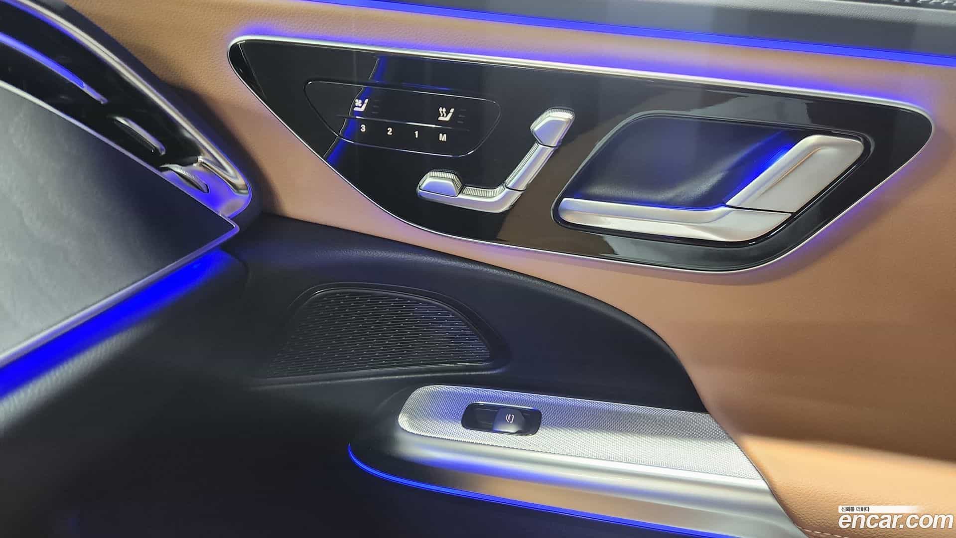 E-Class Mercedes-Benz 2025.10-OPTION-017
