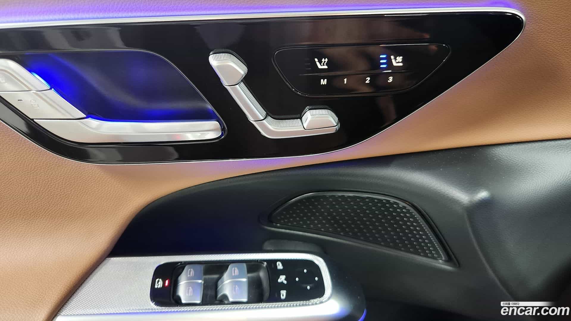 E-Class Mercedes-Benz 2025.10-OPTION-018