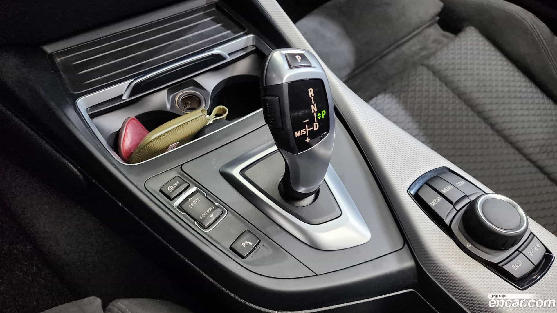 1-Series BMW 2018.2-INNER-009